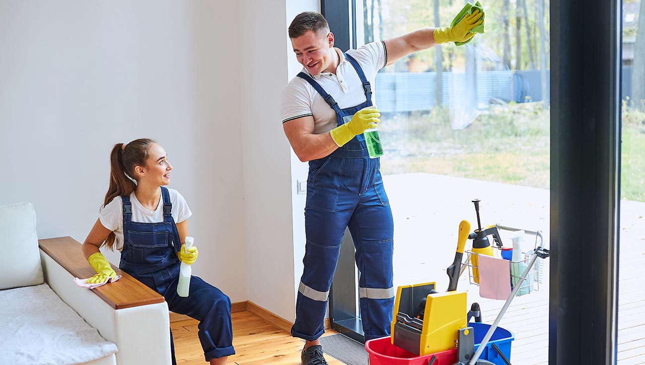 Couple cleaning service-10